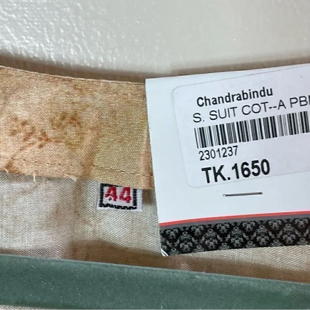 Chandrabindu Tunic - Picture 4 of 7